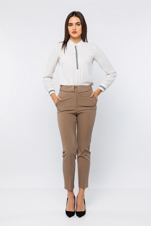 Picture of Woman Brown waist folded Work Trousers