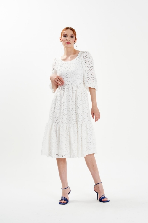 Kadın Beyaz Brode Kısa Kol Salaş Elbise resmi