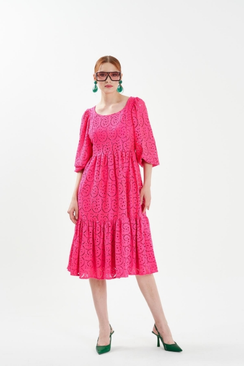 Picture of Woman Fuchsia Brode Short Sleeve Loose Dress
