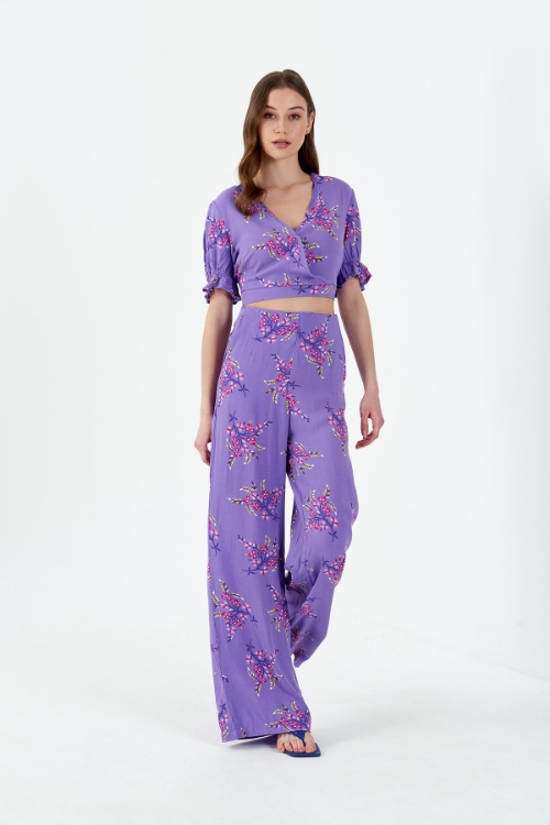 Picture of Woman Purple High Waist side Zipped Viscose Trousers