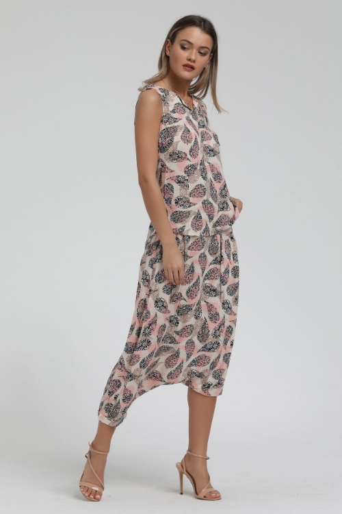 Picture of Woman Pink flower Patterned Sleevless Overall