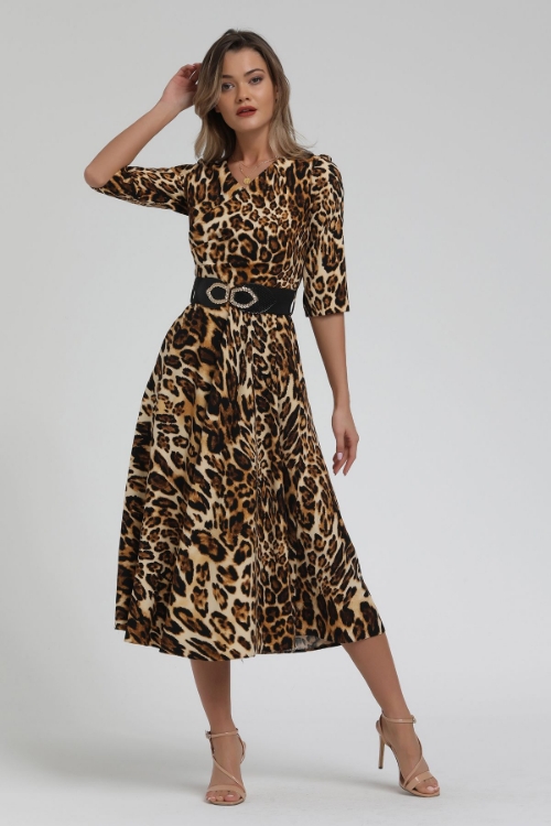 Picture of Woman Leopard Leopard Patterned Long Maxi Dress